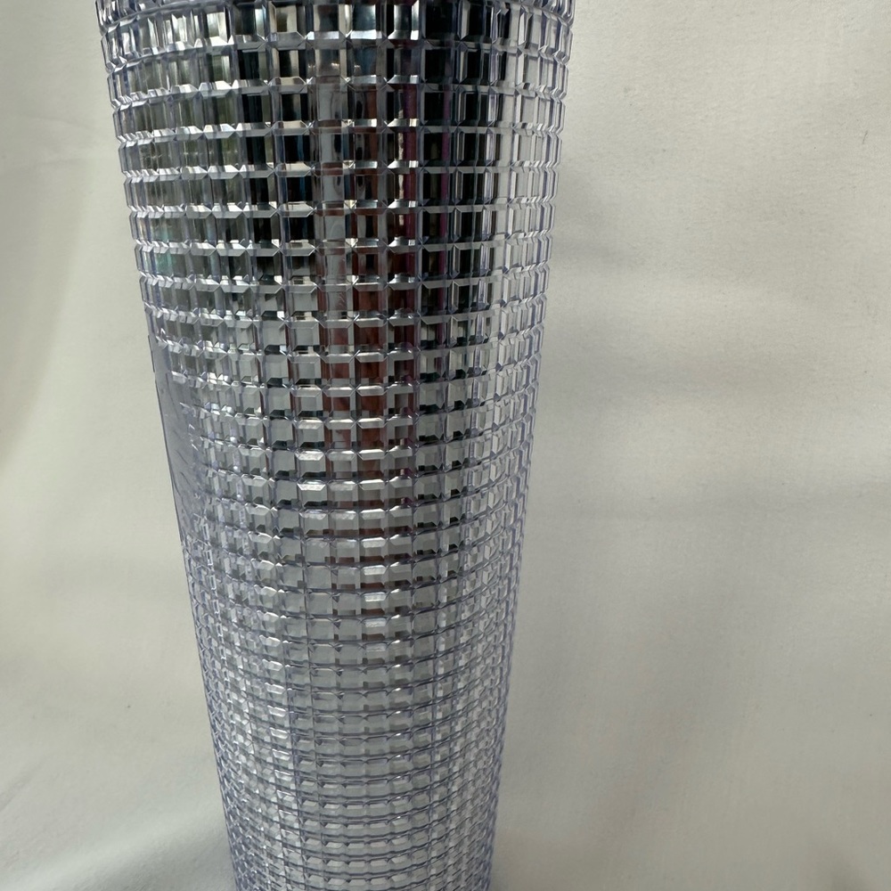 Starbucks‎ Holiday Silver Grid Tumbler 24oz Venti Cold Cup New Without Tags - Picture 3 of 5